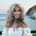 Lisa Catalina Maclellan - @lisamaclellan - Instagram
