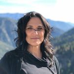 Lisa McElwee - @intuitive_lisa - Instagram