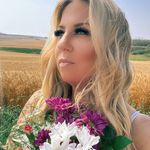 Lisa Moen - @lisamoenmusic - Instagram