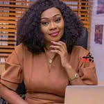 @favour_lisamonday - Instagram