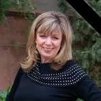 Lisa Kneller - Facebook