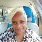 Lisa Nuckles - @nuckleslisa - Instagram