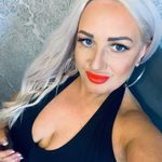 Lisa Peers - @lisaxpx82 - Instagram
