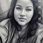 Lisa Petrone - @babychristopher2017 - Instagram