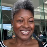 Lisa Rhine - @elle_rhine - Instagram