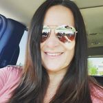 Lisa - @lisaronkphotography - Instagram