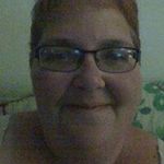 Lisa Rothwell - @greatestauntever74 - Instagram
