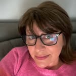Lisa Rowlands - @lealea1712 - Instagram