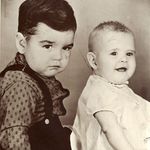 Lisa Royce Oboyski - @grinch1965 - Instagram