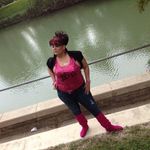 Lisa Saenz - @lisasaenz2 - Instagram