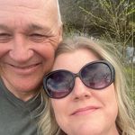 Lisa Sanger - @_theposh_picker_ - Instagram
