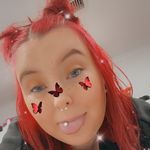 Lisa Searle - @lisasearlexox - Instagram