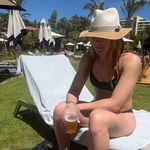 Lisa Searle - @lisasearle32 - Instagram