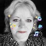 Lisa Searle-Gould - @madcowlisa - Instagram