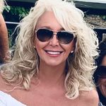 Lisa - @lisaslater7 - Instagram