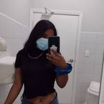 Lisa Solares - @lisa_sol123 - Instagram