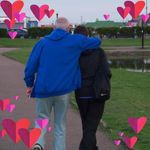 Lisa Tew - @lisat_73 - Instagram