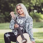 lisa thomen - @lisathomenmusic - Instagram