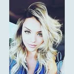 Lisa Tona - @zeuoo8eiuia - Instagram