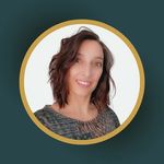 Lisa-Marie Butler, Pilates Teacher Trainer - @breatheinpilates - Instagram