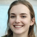 Lisa Ullmann - @lisa_the_green_cat - Instagram