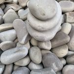 Lisa Velarde - @vagabondingwithkids - Instagram