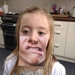 Lisa Verity - @lisaholdsworth78 - Instagram
