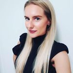 Lisa Anne Carder - @lisawalpole27 - Instagram