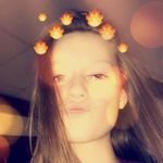 Lisa weir - @lisafanpageee - Instagram