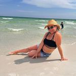 Lisa Wheaton - @lwheaton00 - Instagram