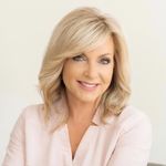 Lisa Williams - @lisawilliamsradio - Instagram