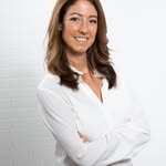Lisa Woomer, Parenting Coach - @the.professionalmom - Instagram