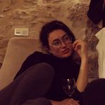Lise Charles - @ly.ly.ze - Instagram
