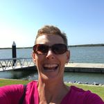 Liz Abrams - @lizaard2323 - Instagram