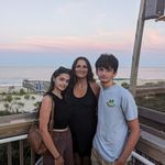 Elizabeth Rinaldi Burdick - @fiestaliz - Instagram