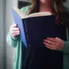 Liz | The Reading Crowe - @thereadingcrowe - TikTok