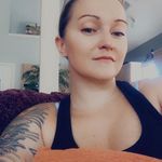 Liz Currier - @liz_currier84 - Instagram