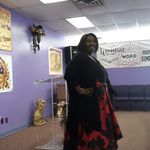 Liz Curry - @liz.curry.906 - Instagram