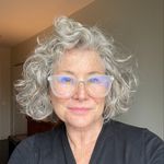 Liz Dempsey - @hey_demps - Instagram