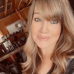 Elizabeth Downing - @liz_downing - Instagram
