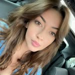 Liz Dyer - @lil.sunflower.24 - Instagram