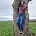Liz Dyer - @lizdyeryoga - Instagram