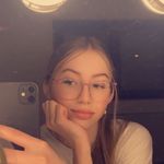 liz - @lizebert_ - Instagram
