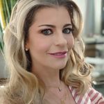 Liziane Almeida Lavanholi Bertagna - @lizianebertagna - Instagram