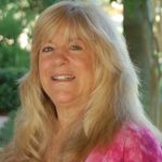 Liz Erwin - @lizerwin324 - Instagram