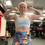 Liz Field - @liz.field85 - Instagram