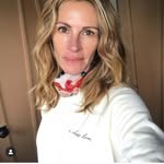 Liz Gilbert - @lizviajando - Instagram
