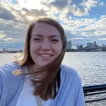 Liz Grady - @lizgrady16 - Instagram