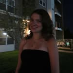 Liz Healey - @liz.healey25 - Instagram