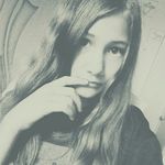 Liz_Holder - @liz_holder__ - Instagram